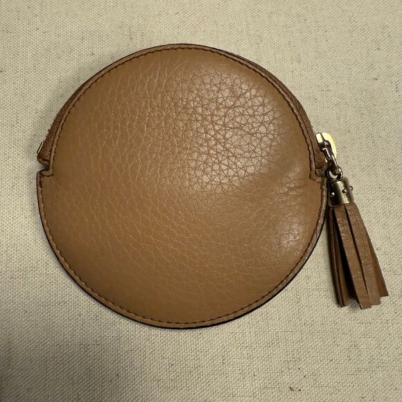 Gucci Soho Interlocking Round Patent Leather Coin Purse - Picture 3 of 7